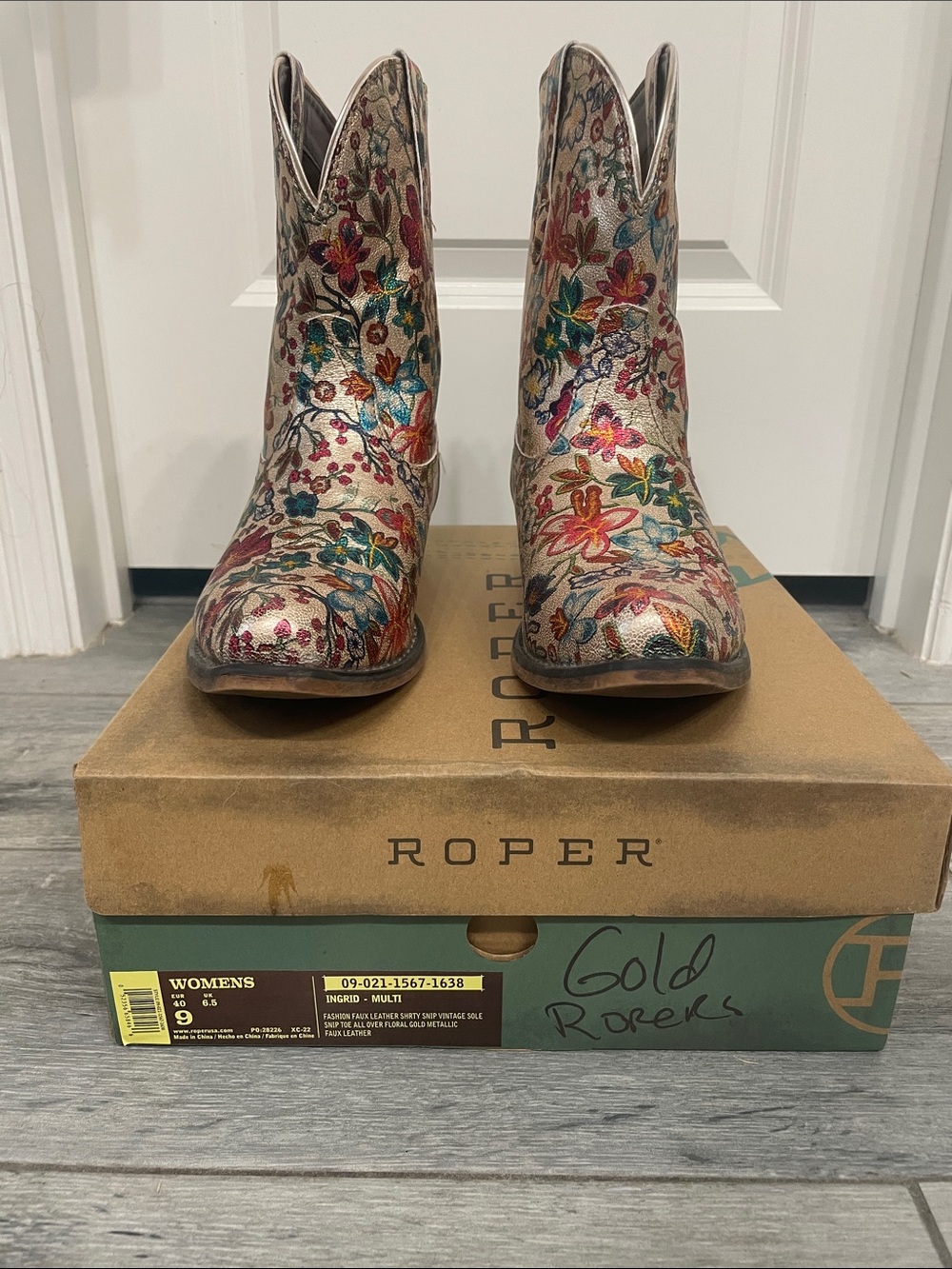 Decor or Footwear